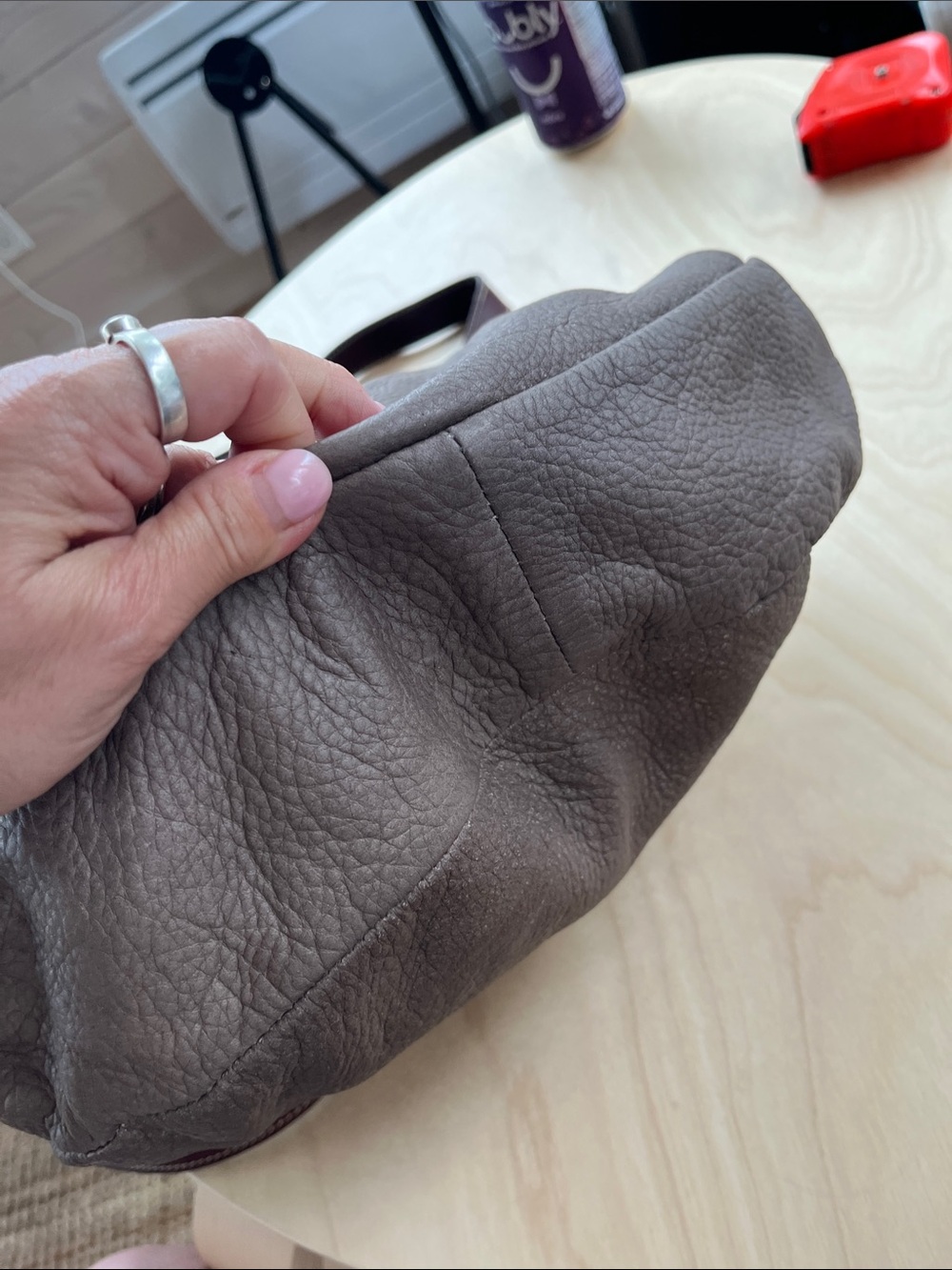 Vintage Roots Large Olivia Taupe Leather Bag - Picture 5 of 13
